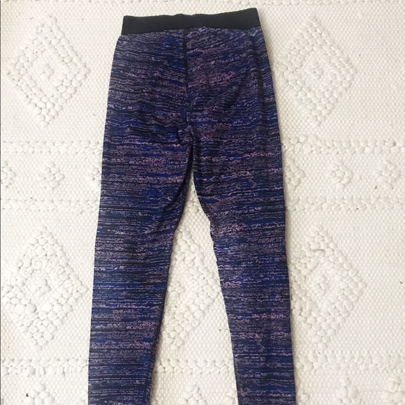 Nike Pro Women’s Dri-fit Leggings XS - Picture 3 of 4